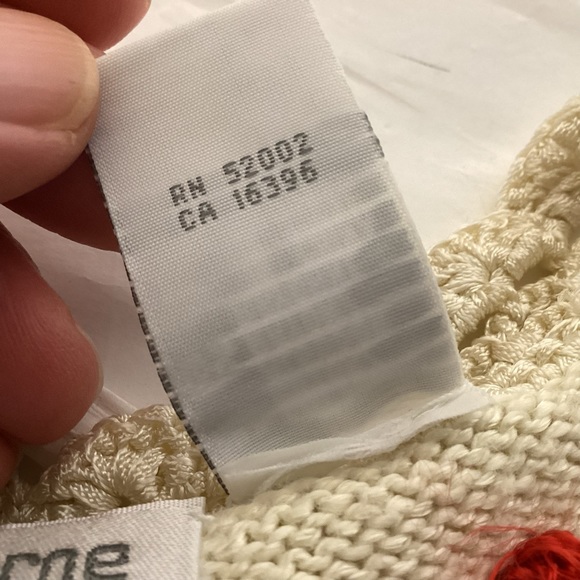 Liz Claiborne Embroidered Short Sleeve Sweater women’s size small - Picture 8 of 10